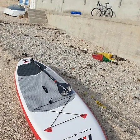 Bayview Τρογκίρ